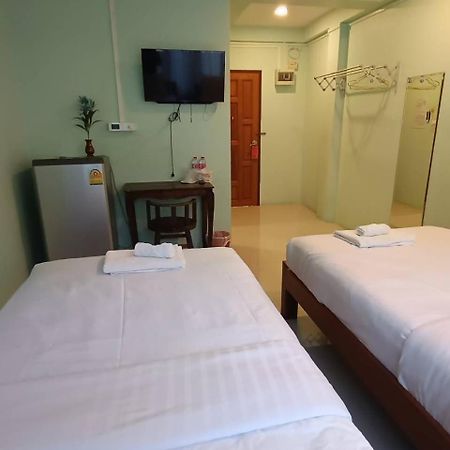 Hotel Ban Mae Boonthong Lampang Esterno foto
