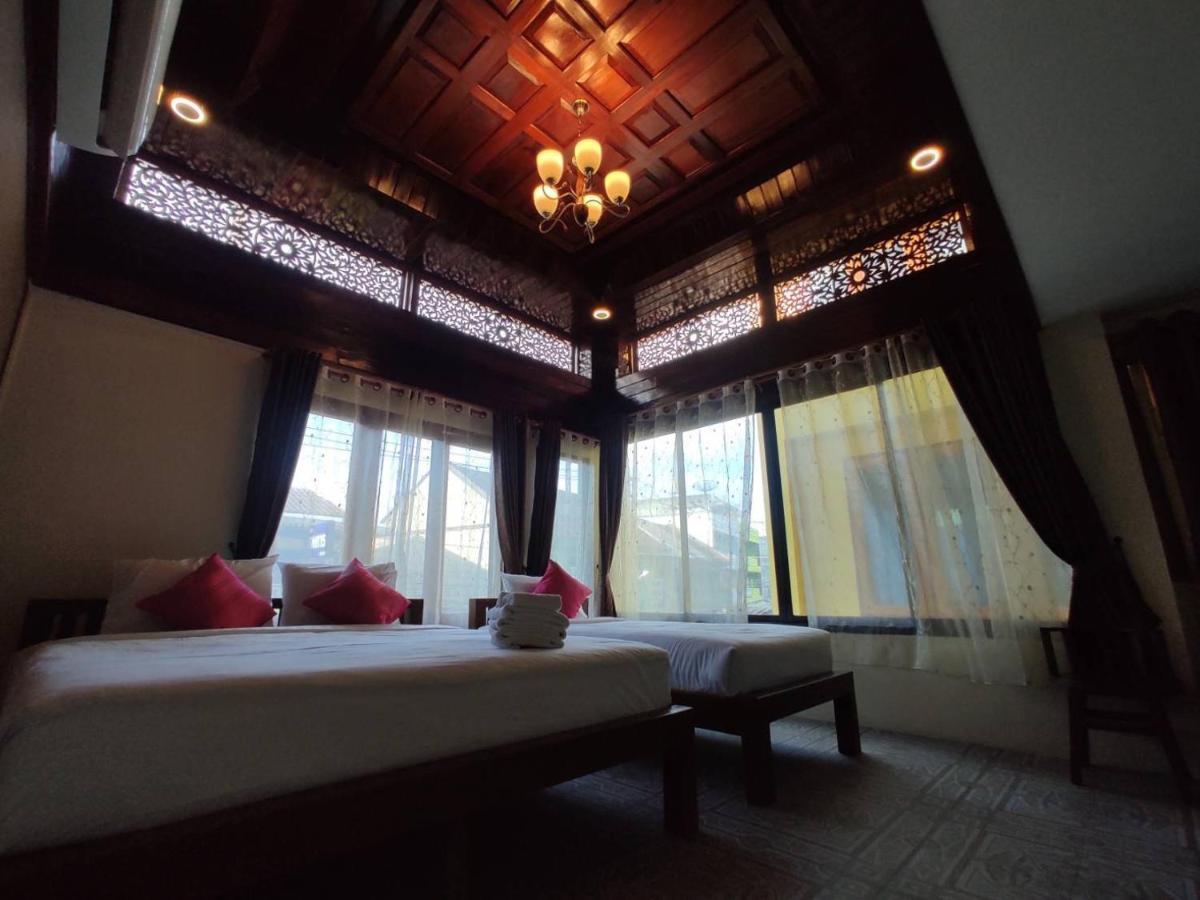 Hotel Ban Mae Boonthong Lampang Esterno foto