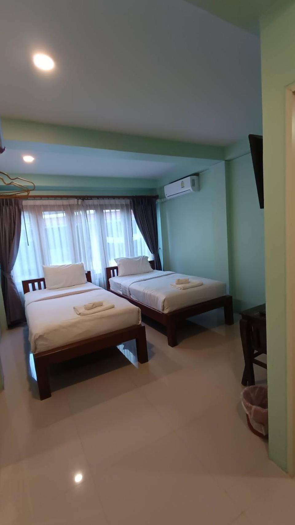 Hotel Ban Mae Boonthong Lampang Esterno foto