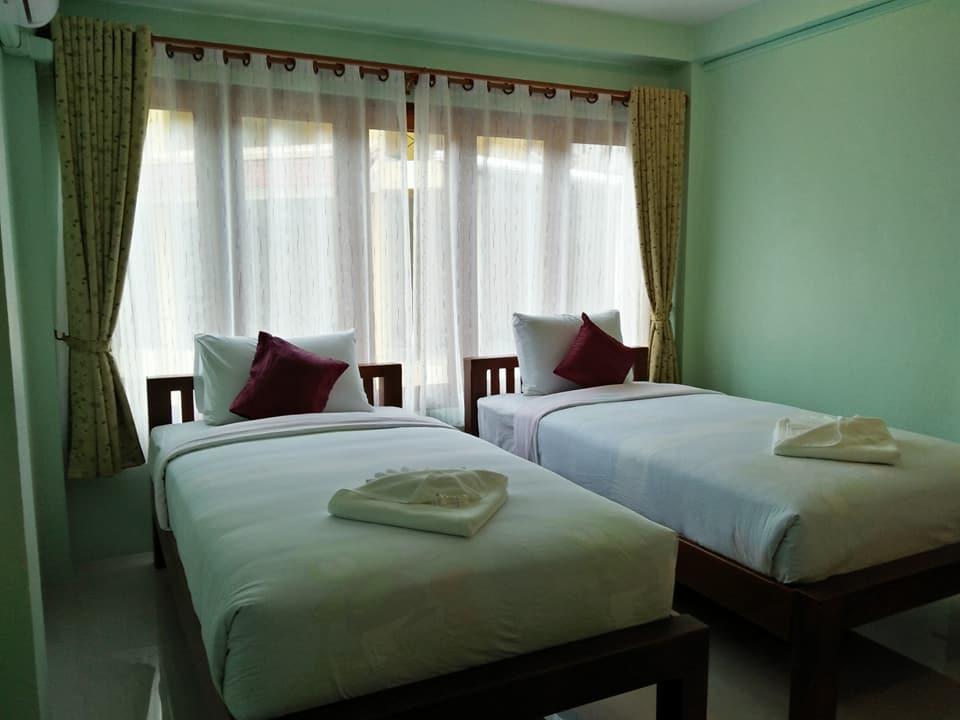 Hotel Ban Mae Boonthong Lampang Esterno foto