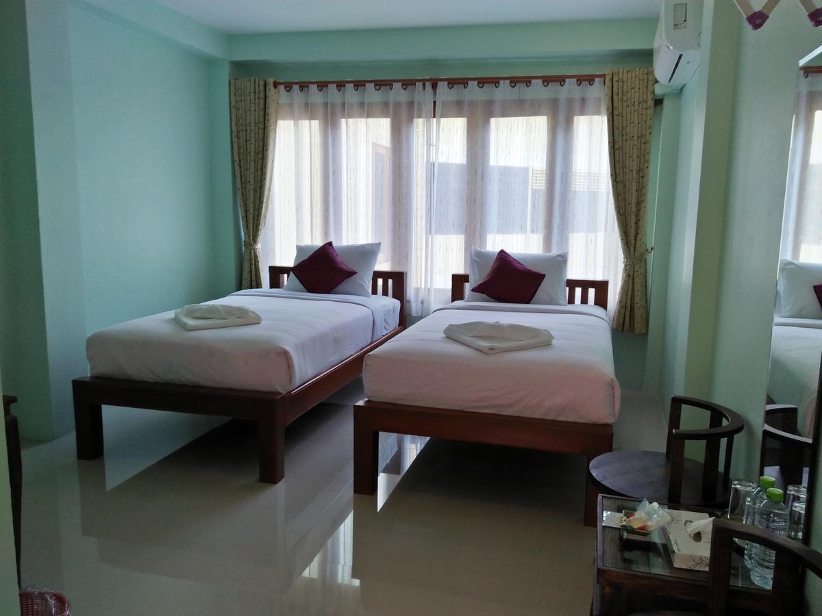 Hotel Ban Mae Boonthong Lampang Esterno foto