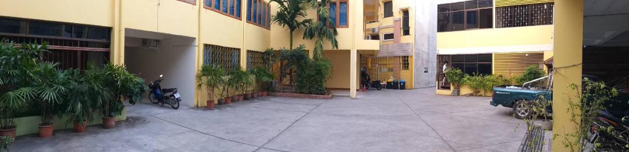 Hotel Ban Mae Boonthong Lampang Esterno foto