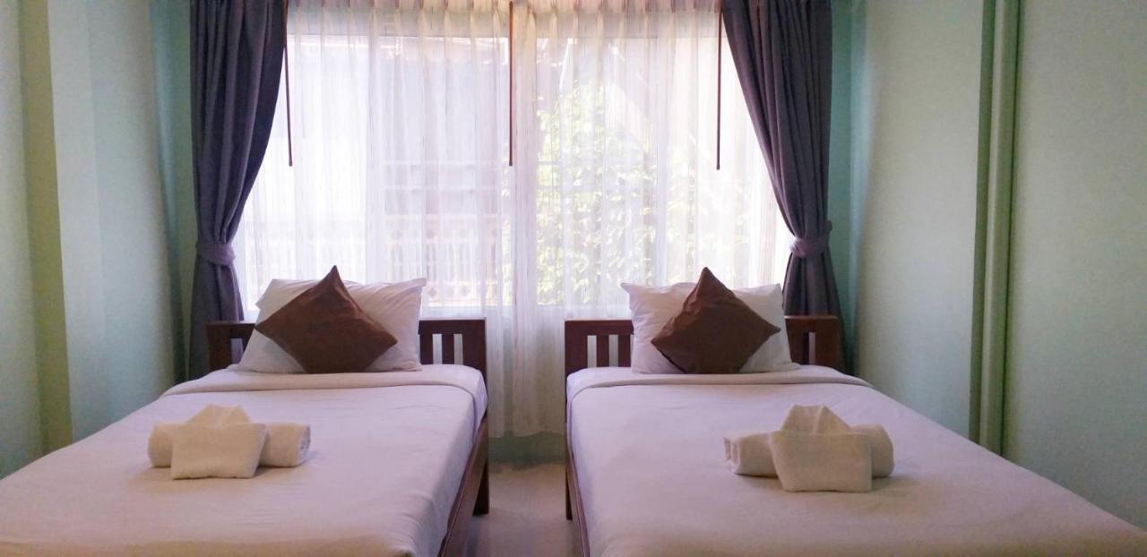 Hotel Ban Mae Boonthong Lampang Esterno foto