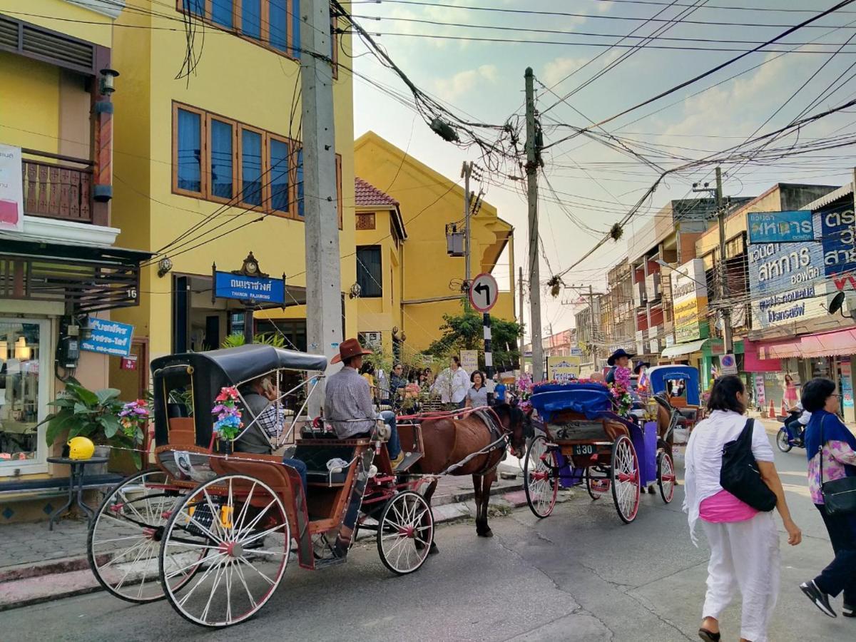 Hotel Ban Mae Boonthong Lampang Esterno foto