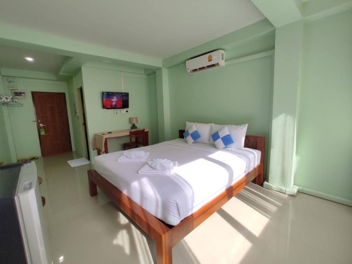 Hotel Ban Mae Boonthong Lampang Esterno foto